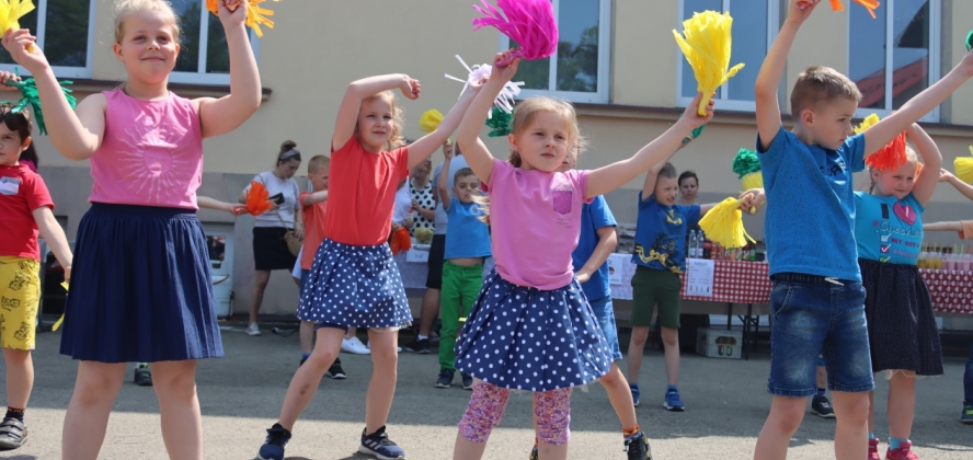 Piknik szkolny w Dzięgielowie